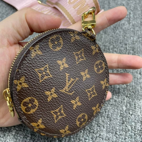 100% Authentic LOUIS VUITTON Multi Pochette Accessories W/P Monogram Bag - Picture 14 of 15